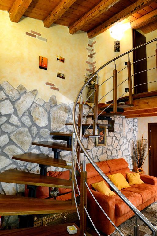 Alla Corte Dei Ventimiglia Montelepre Phòng bức ảnh