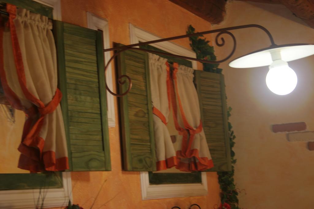 Alla Corte Dei Ventimiglia Montelepre Ngoại thất bức ảnh
