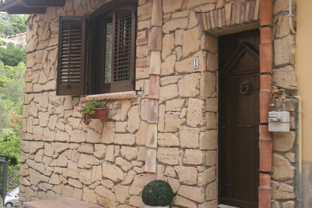 Alla Corte Dei Ventimiglia Montelepre Ngoại thất bức ảnh